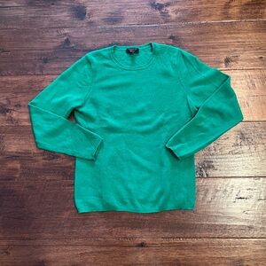 CASHMERE CHARTER CLUB LUXURY EMERALD GREEN CREW NECK SWEATER. MEDIUM.
